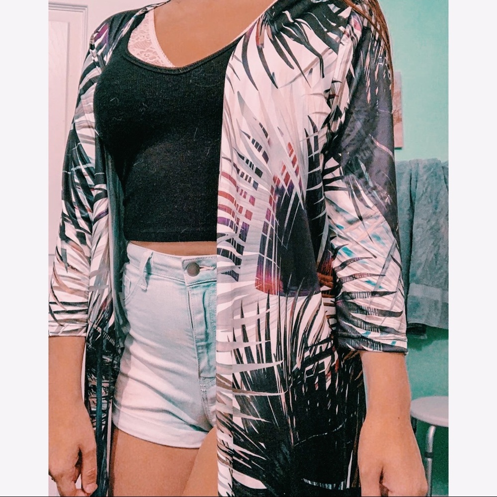 Palm printed kimono